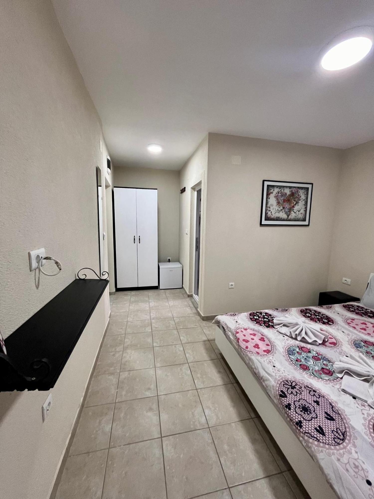 Lux Ohrid Lägenhet Exteriör bild