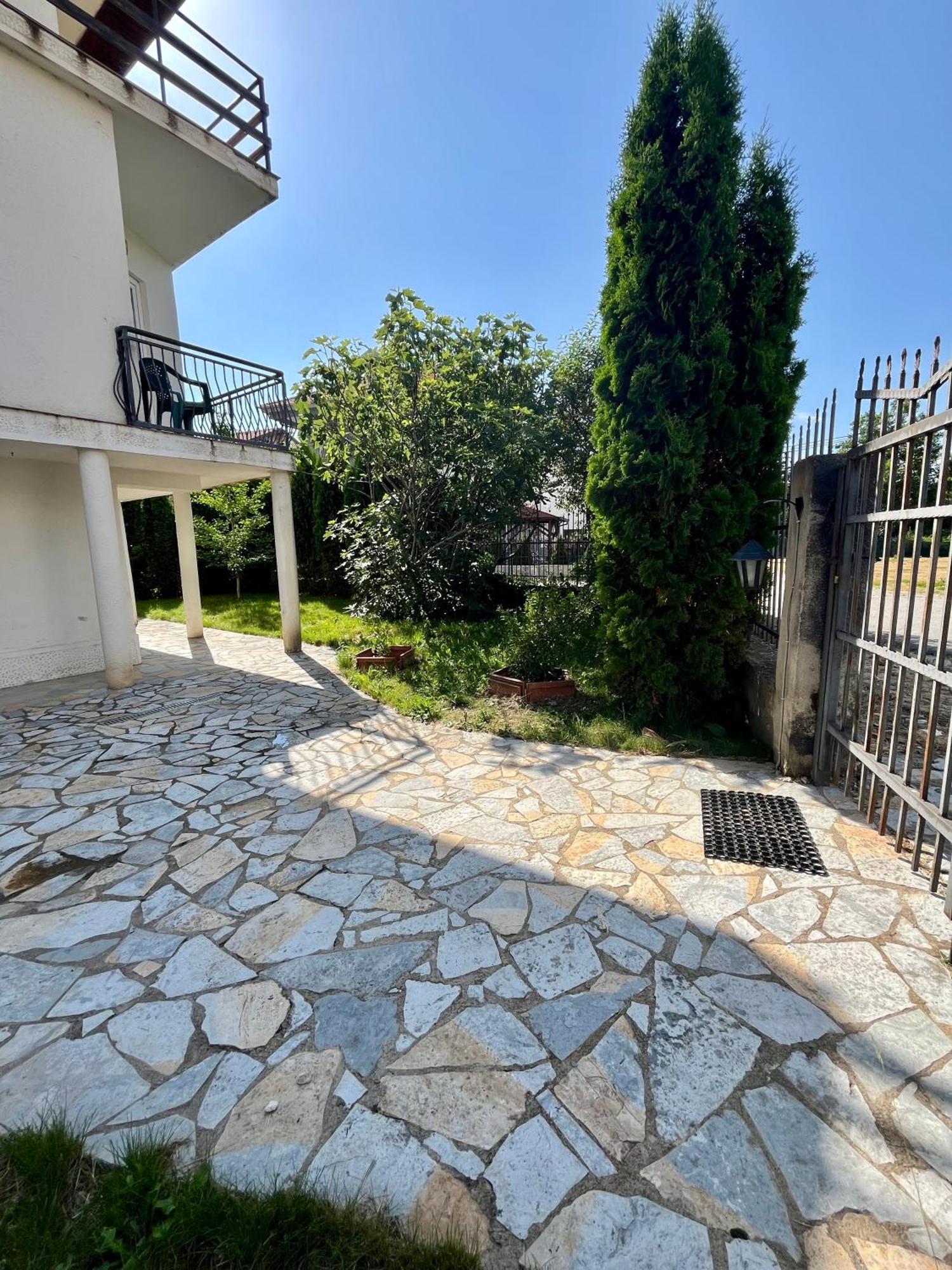 Lux Ohrid Lägenhet Exteriör bild
